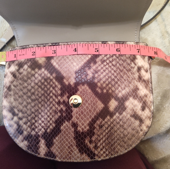 Michael Kors Jet set crossbody bag - Picture 12 of 15